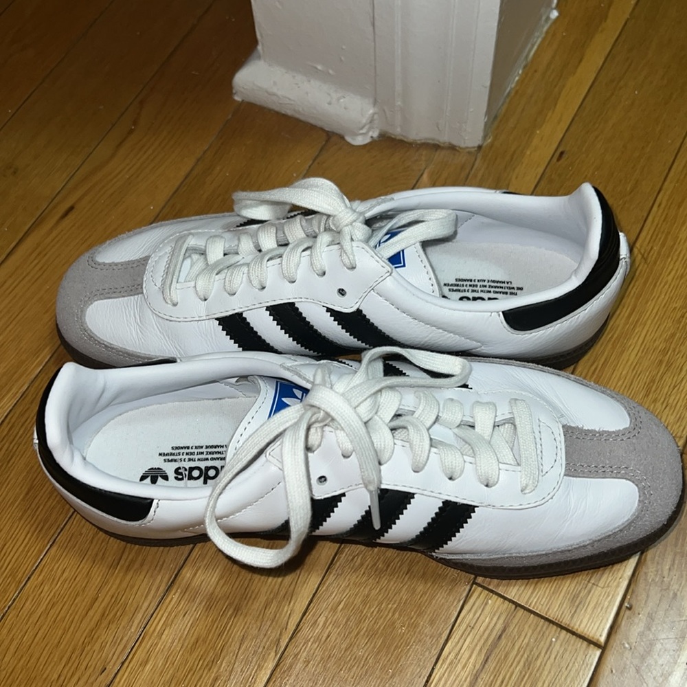Adidas Sambas